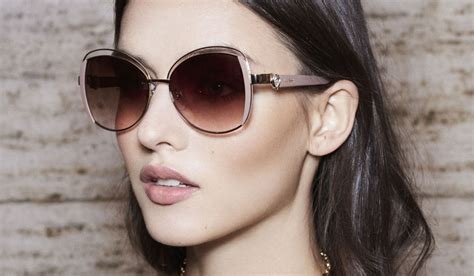 laura biagiotti eyewear.